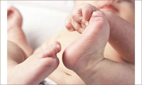 Hypertonicity of muscles in infants. What is it, symptoms and treatment, massage of legs, face, neck, back 