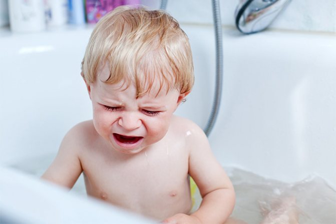 ребенок боится купаться в ванне