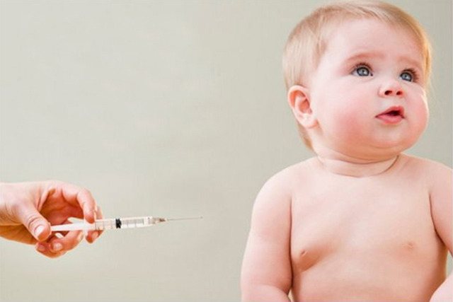 ребенок после вакцинации