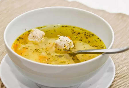 Meatball soup for children