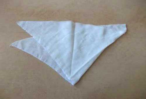 Triangular gauze diaper